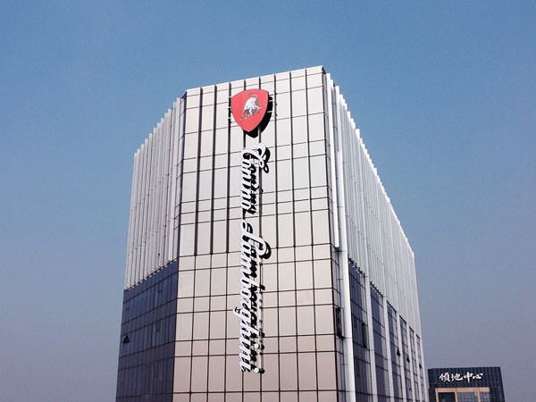 幕墙发光字制作安装会破坏幕墙结构吗？