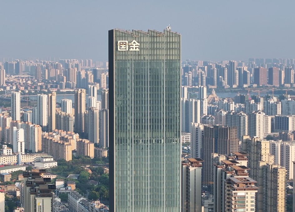 楼顶大字使用寿命多久？