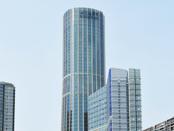 楼顶logo发光字用什么材质最耐用？