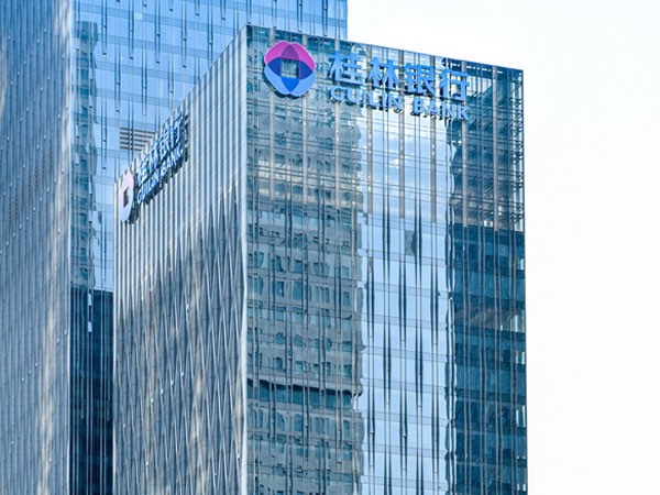 楼顶发光字多久需要全面检修一次？