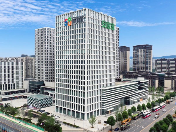 2026幕墙发光字厂家排名前十，内行都这么选！