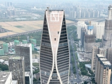 写字楼外墙发光字制作安装多少钱？